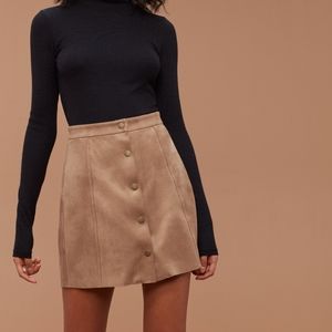 Aritzia Centinela Skirt, Beige, Size 2